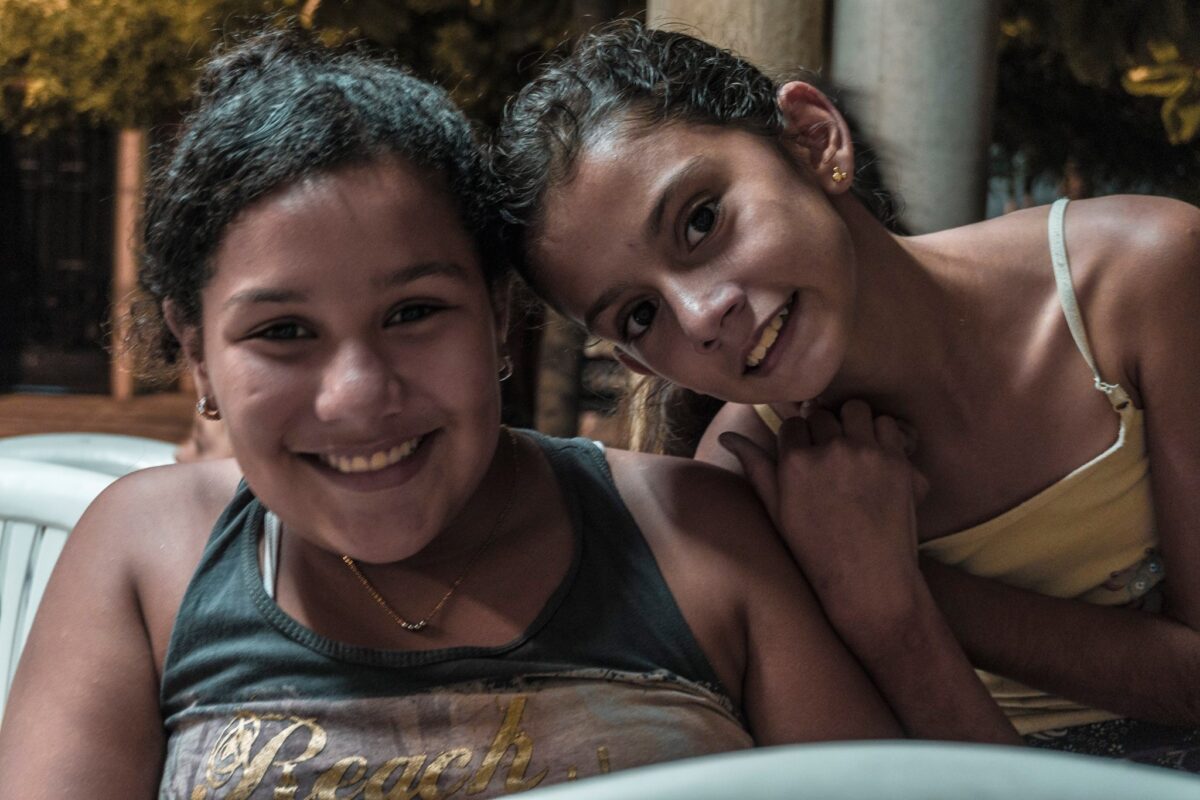 Niños y niñas impactados con el amor de Dios a través de ayudas y sostenimiento